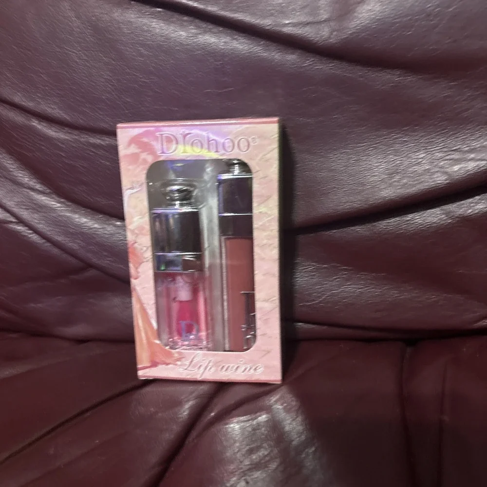 Lot Of 6 Drohoo Lip Wine Lip Gloss travel Collection Colors Stocking Stuffers